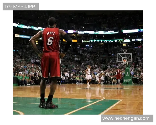 热火与凯尔特人球迷激情对决球场内外的热烈氛围与情感碰撞